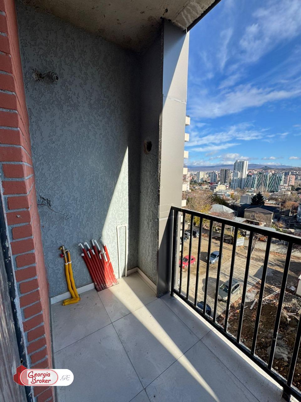 იყიდება ახალი გარემონტებული 3 ოთახიანი ბინა